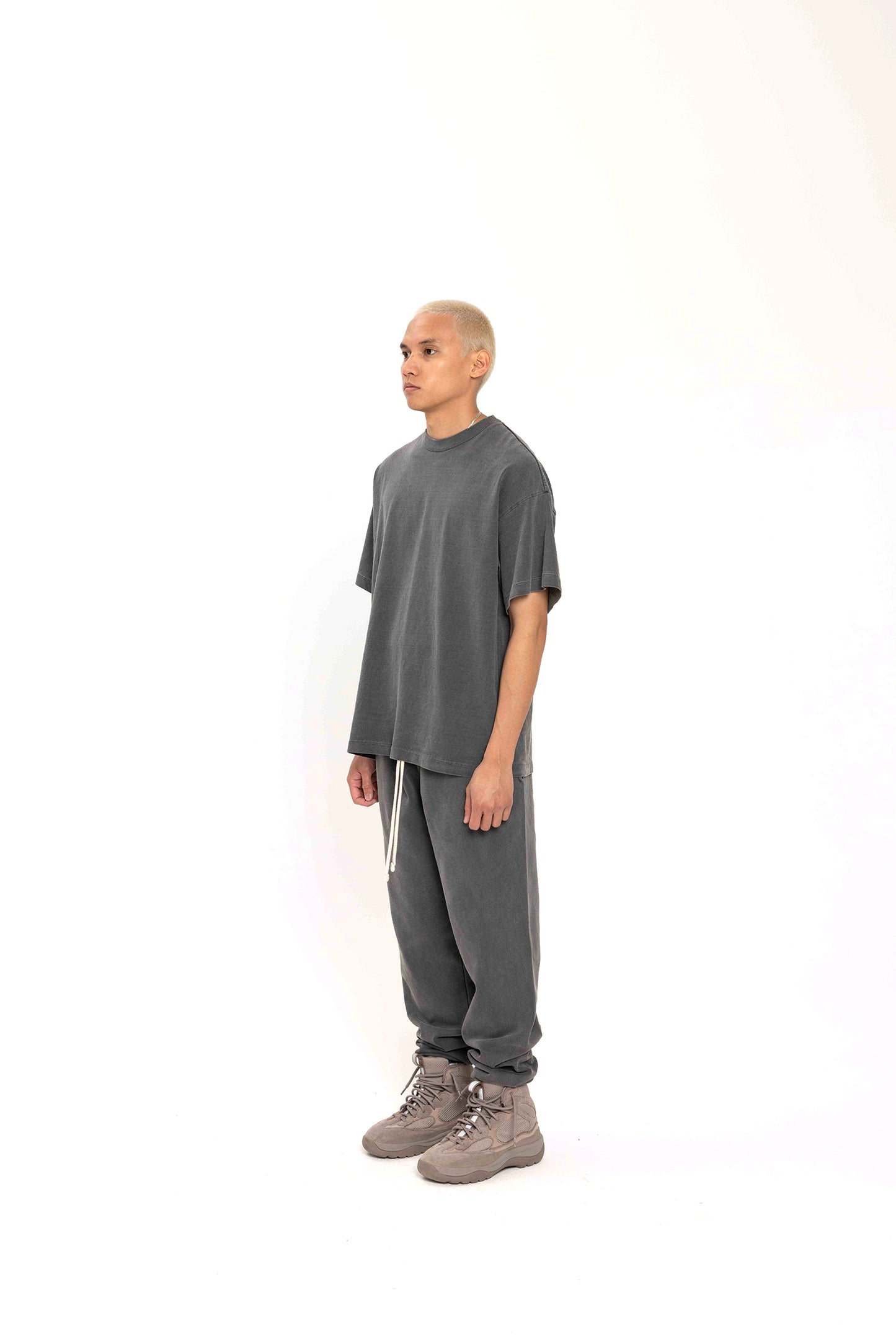CMX PIGMENT BLACK T-SHIRT